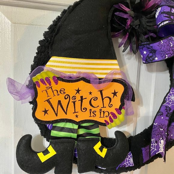 Halloween Wreath (indoor) The Witch is in! - Picture 2 of 5